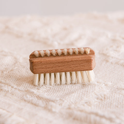 Natural Beechwood Travel Nail Brush