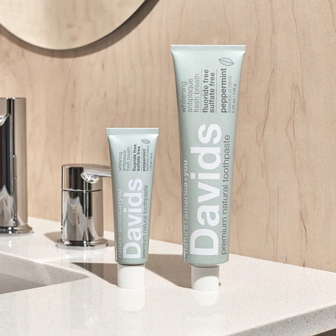 Natural Travel Size Toothpaste / Peppermint